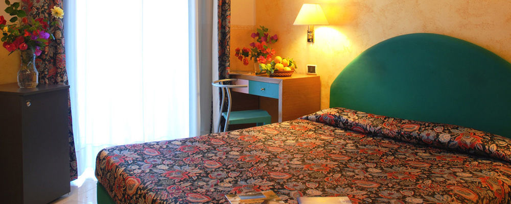 Park Hotel Villa Americana Rodi Garganico Kültér fotó
