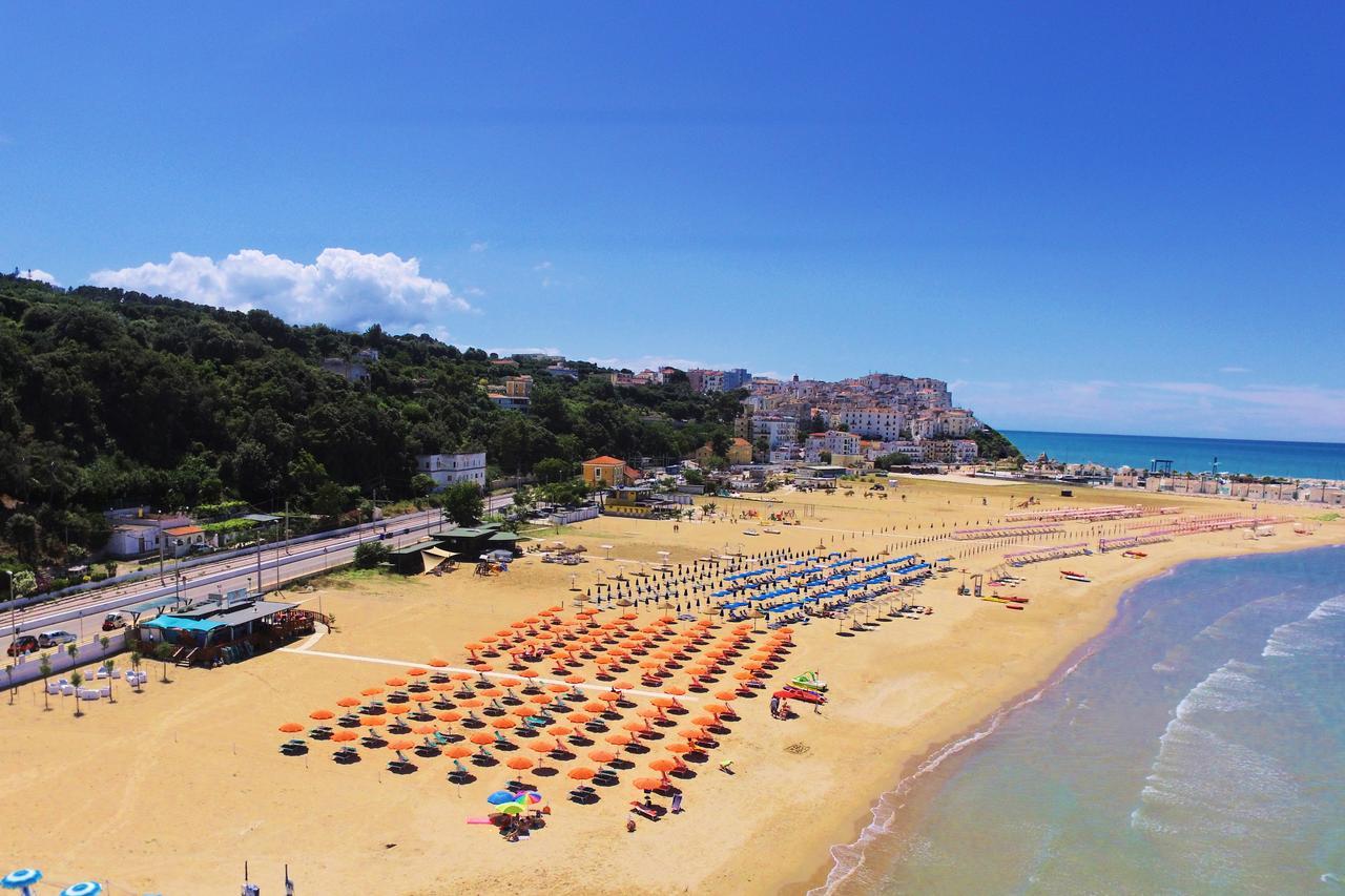 Park Hotel Villa Americana Rodi Garganico Kültér fotó